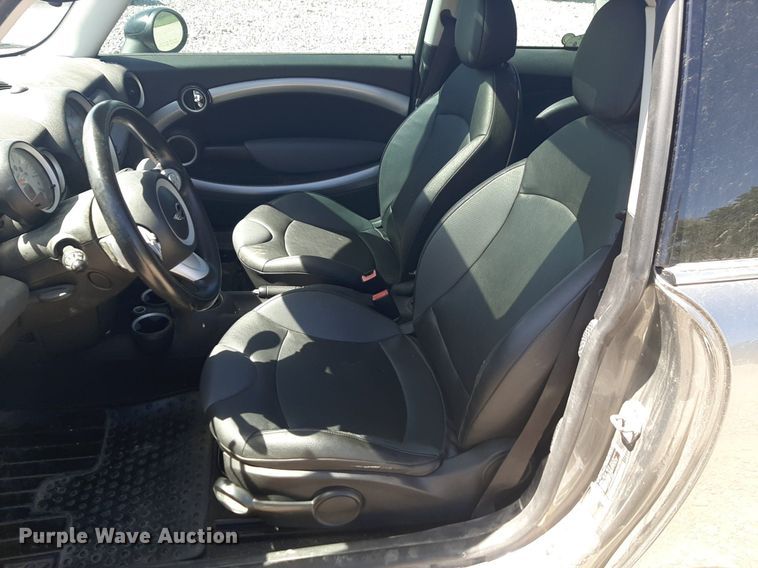 image for item DQ7007 2009 Mini Cooper S 