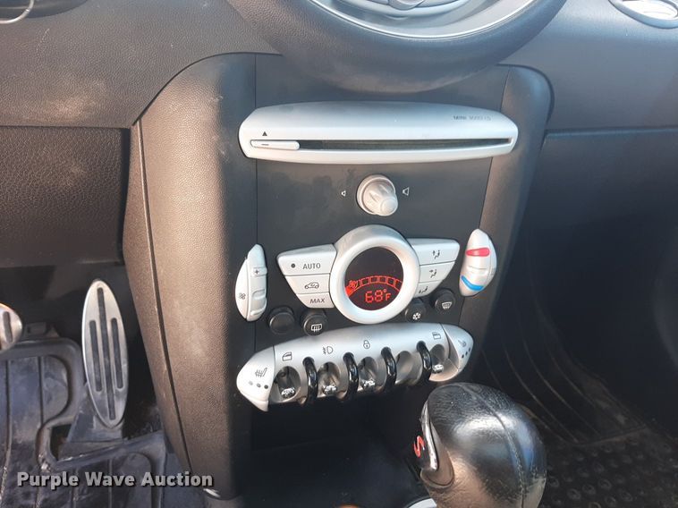 image for item DQ7007 2009 Mini Cooper S 