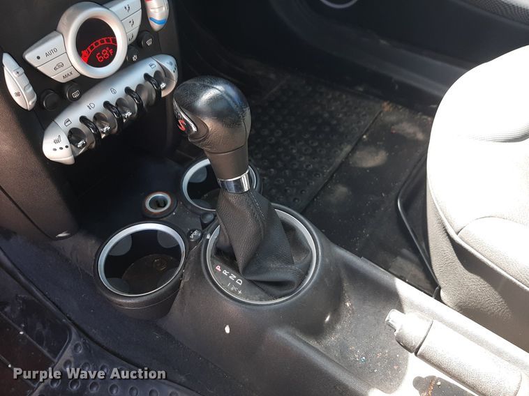 image for item DQ7007 2009 Mini Cooper S 