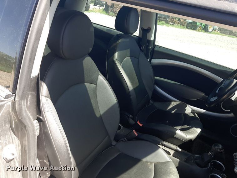 image for item DQ7007 2009 Mini Cooper S 