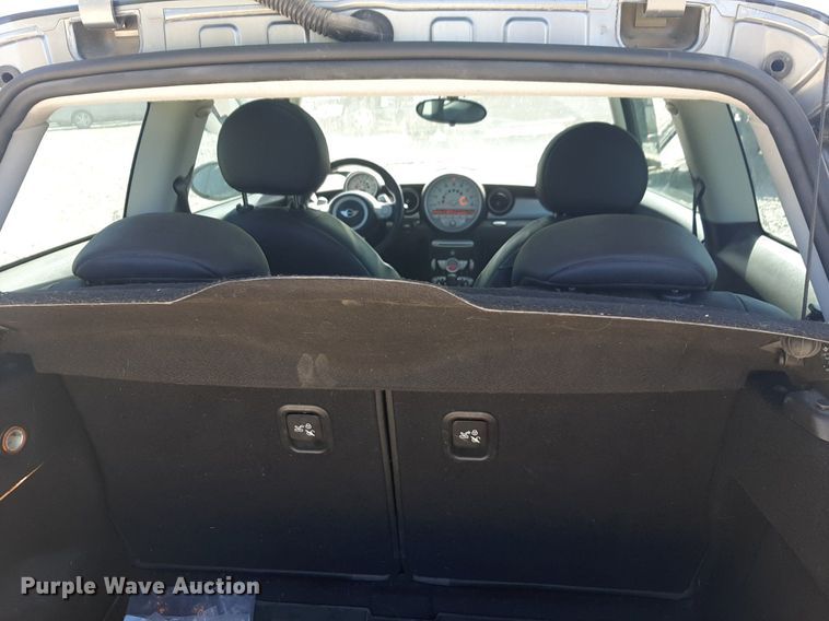 image for item DQ7007 2009 Mini Cooper S 