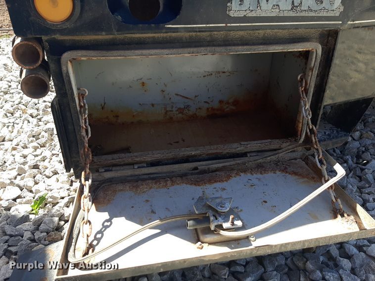 image for item DQ7008 Bramco hydraulic bale bed