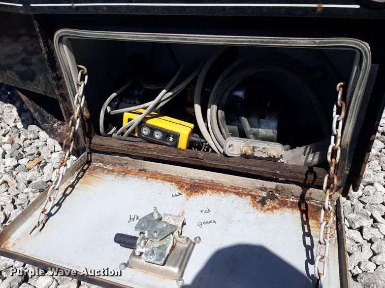 image for item DQ7008 Bramco hydraulic bale bed