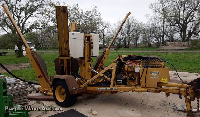 image for item DQ7020 Vermeer tree spade