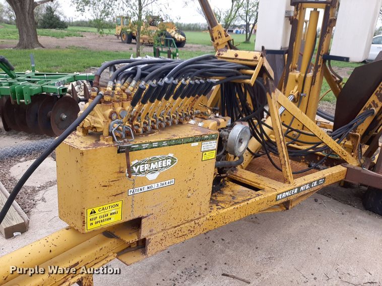 image for item DQ7020 Vermeer tree spade