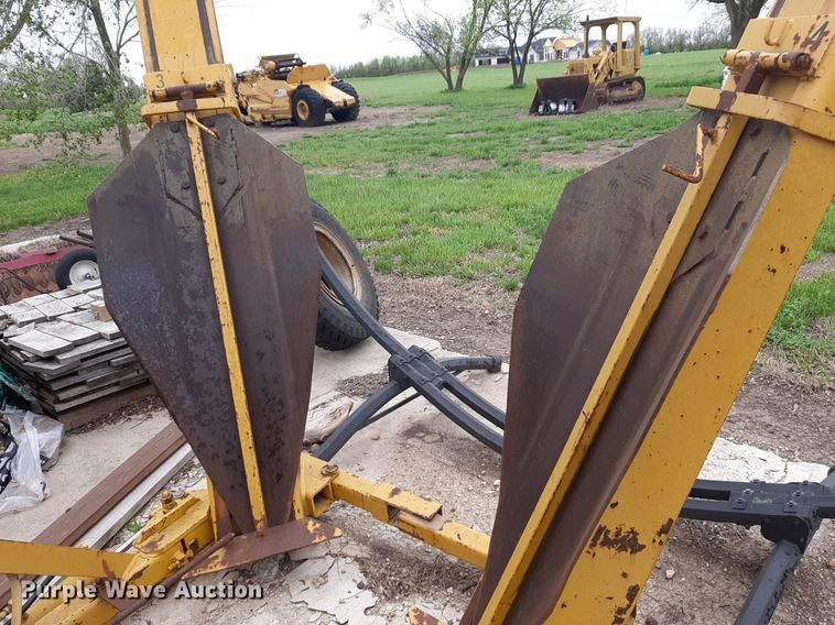 image for item DQ7020 Vermeer tree spade