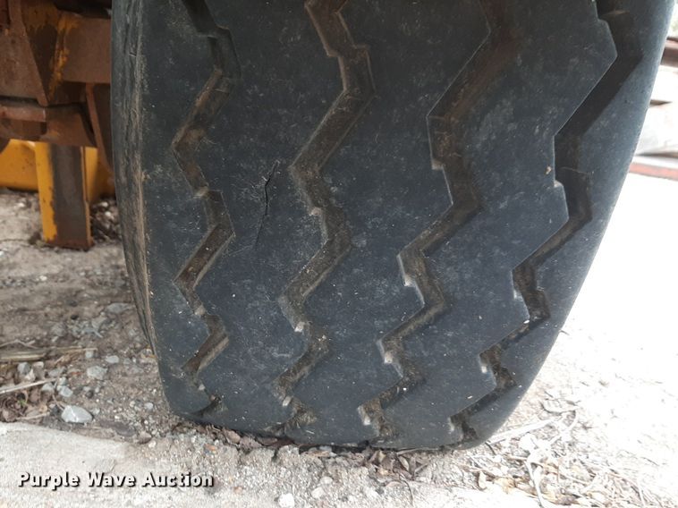 image for item DQ7020 Vermeer tree spade