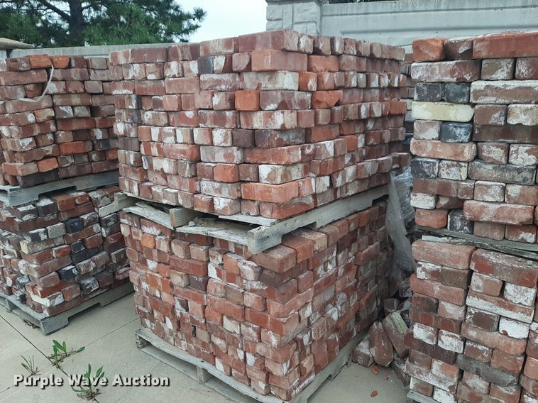 image for item DQ7023 (10) pallets of bricks