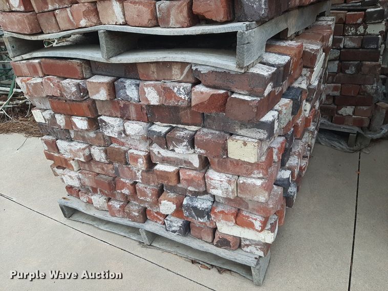 image for item DQ7023 (10) pallets of bricks