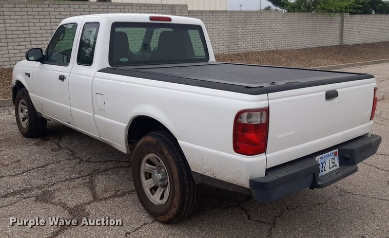 image for item DQ7025 2004 Ford  Ranger SuperCab pickup truck