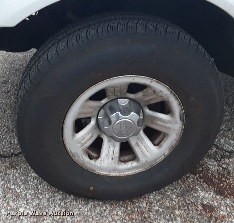 image for item DQ7025 2004 Ford  Ranger SuperCab pickup truck