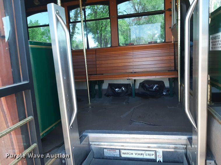 image for item DQ7027 2004 Optima AH-28 trolley