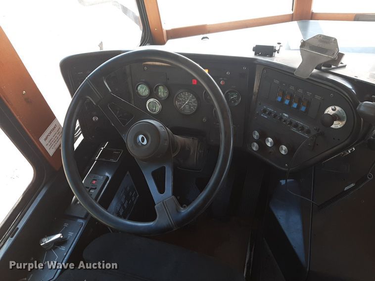 image for item DQ7027 2004 Optima AH-28 trolley