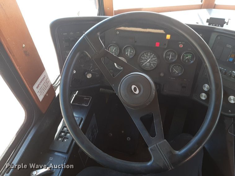 image for item DQ7027 2004 Optima AH-28 trolley