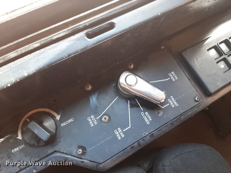 image for item DQ7027 2004 Optima AH-28 trolley