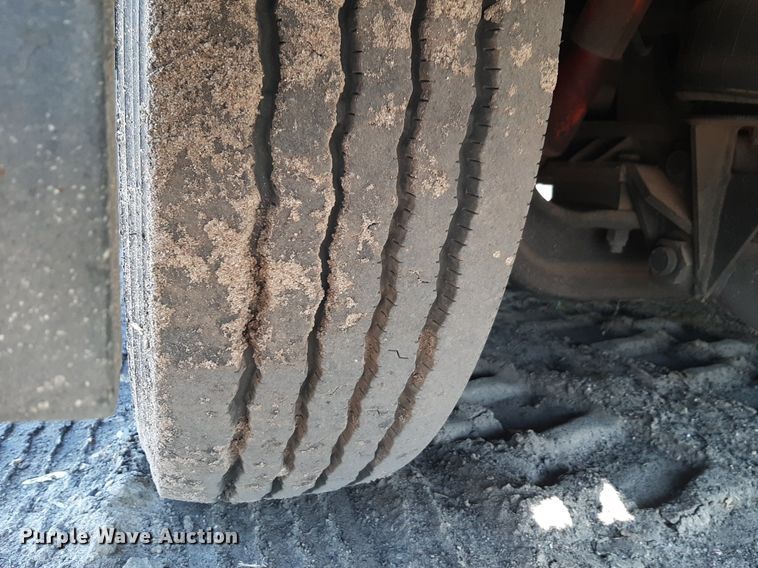 image for item DQ7027 2004 Optima AH-28 trolley