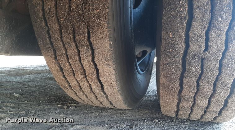 image for item DQ7027 2004 Optima AH-28 trolley