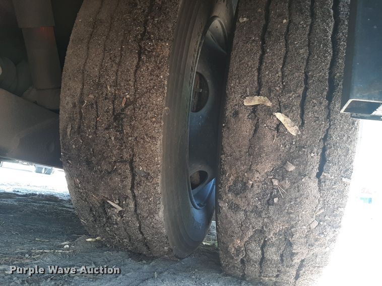 image for item DQ7027 2004 Optima AH-28 trolley