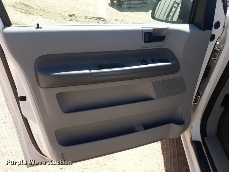 image for item DQ7029 2005 Ford  Freestar van