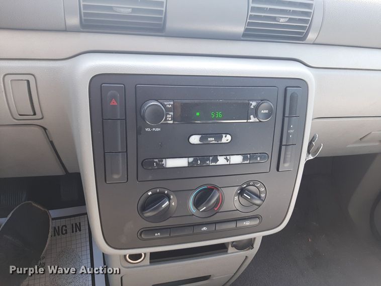 image for item DQ7029 2005 Ford  Freestar van