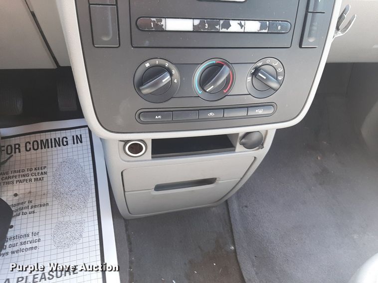 image for item DQ7029 2005 Ford  Freestar van