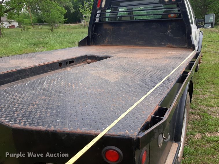 image for item DQ7054 2008 Ford F550 Super Duty SuperCab flatbed truck