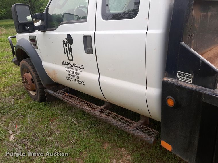 image for item DQ7054 2008 Ford F550 Super Duty SuperCab flatbed truck