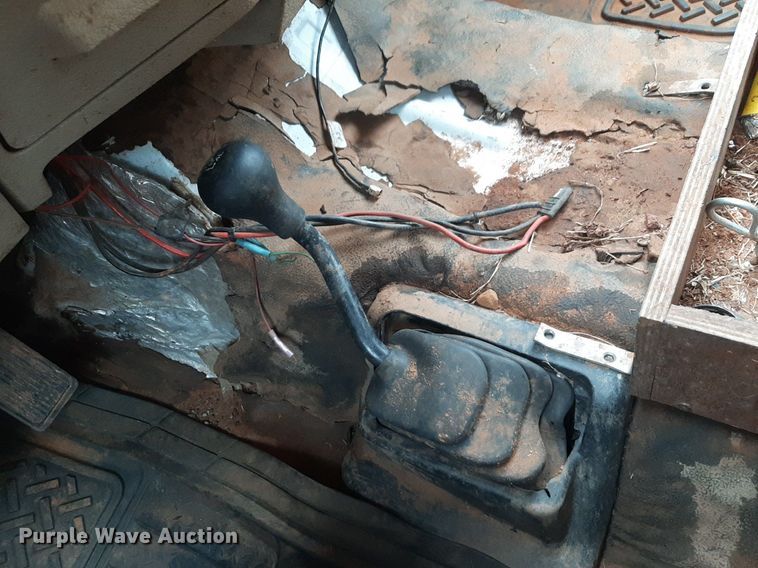 image for item DQ7054 2008 Ford F550 Super Duty SuperCab flatbed truck