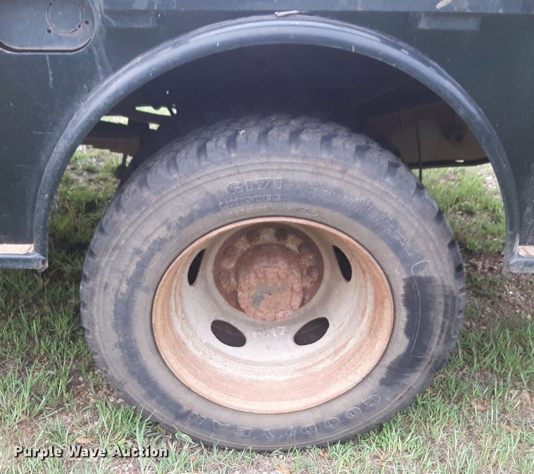 image for item DQ7054 2008 Ford F550 Super Duty SuperCab flatbed truck