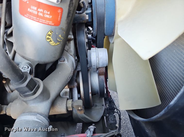 image for item DQ8608 2007 Sterling A9500 semi truck