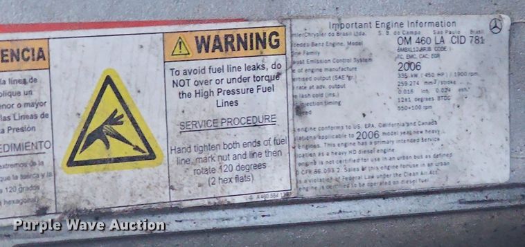 image for item DQ8608 2007 Sterling A9500 semi truck