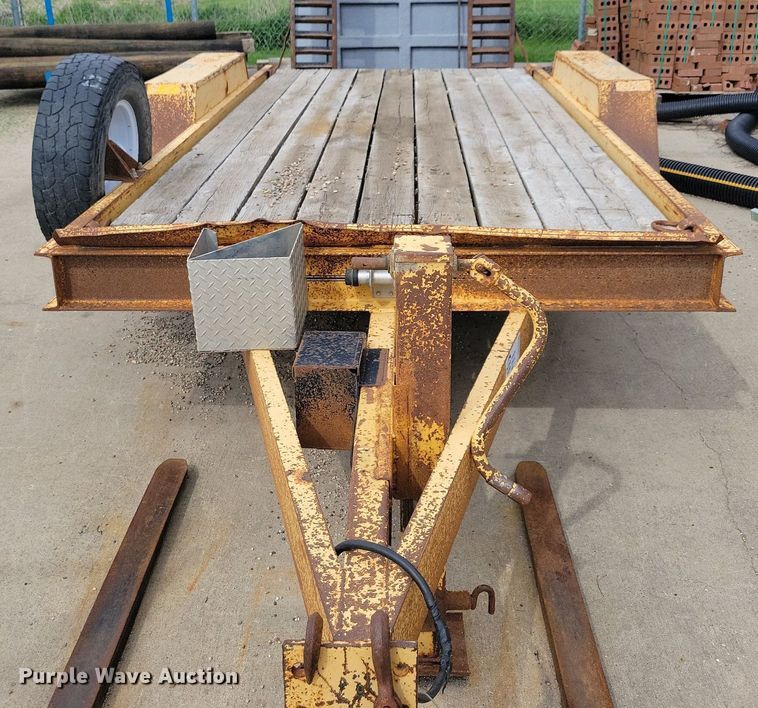 image for item DR4290 1990 Redi Haul SL1427 equipment trailer