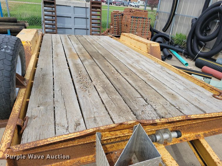 image for item DR4290 1990 Redi Haul SL1427 equipment trailer