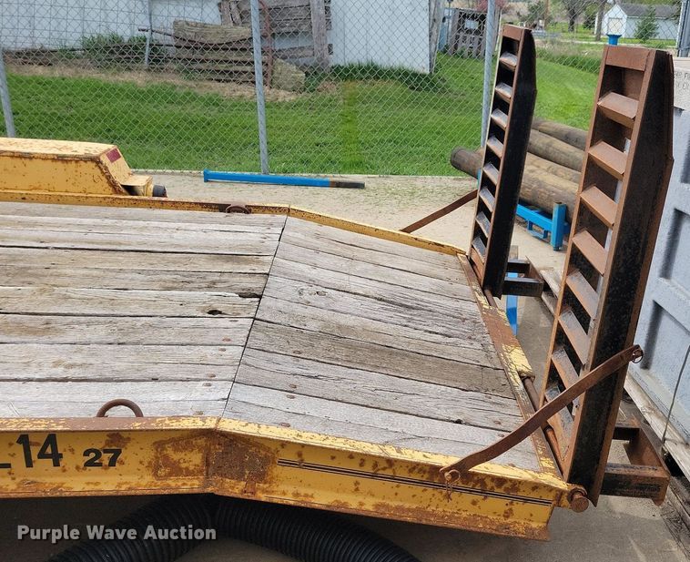 image for item DR4290 1990 Redi Haul SL1427 equipment trailer