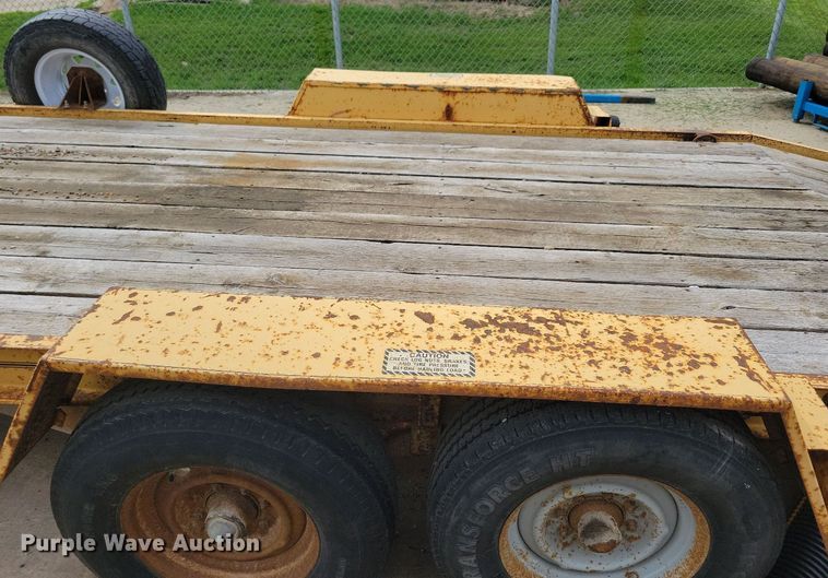 image for item DR4290 1990 Redi Haul SL1427 equipment trailer