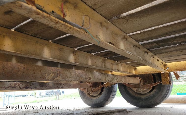 image for item DR4290 1990 Redi Haul SL1427 equipment trailer