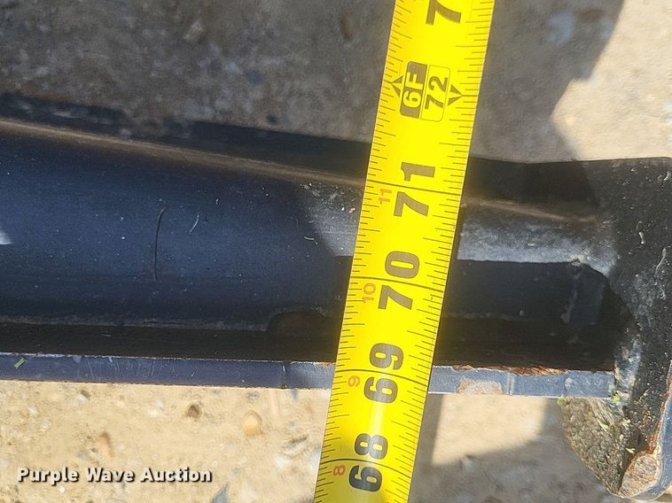 image for item DR4753 72