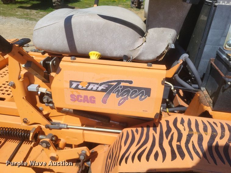 image for item DR4754 Scag Turf Tiger ZTR lawn mower