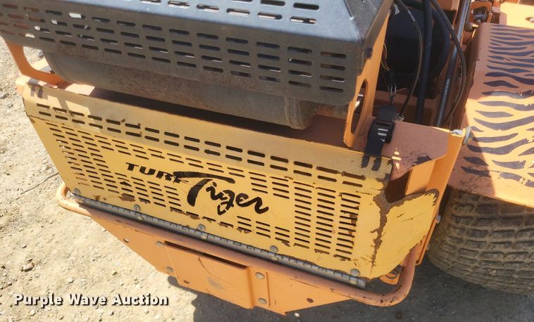 image for item DR4754 Scag Turf Tiger ZTR lawn mower