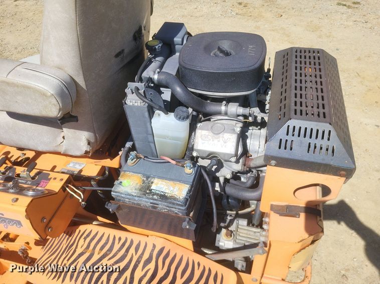 image for item DR4754 Scag Turf Tiger ZTR lawn mower