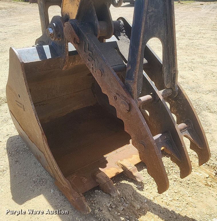 image for item DR4758 Hyundai ROBEX160LC-9 excavator