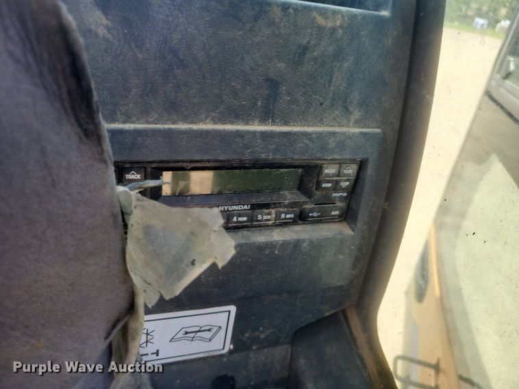 image for item DR4758 Hyundai ROBEX160LC-9 excavator