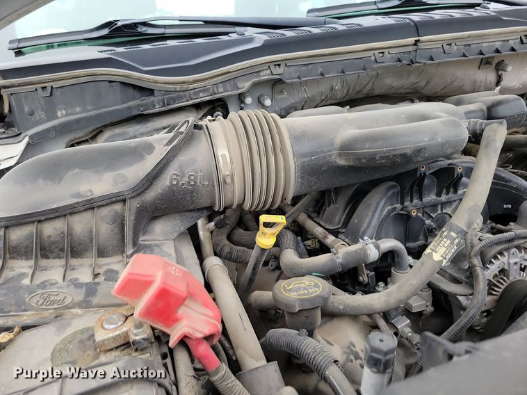 image for item DR8004 2018 Ford F450 Super Duty XL Crew Cab flatbed truck