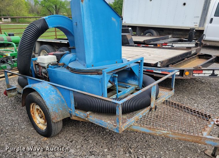 image for item DR8007 Straw blower