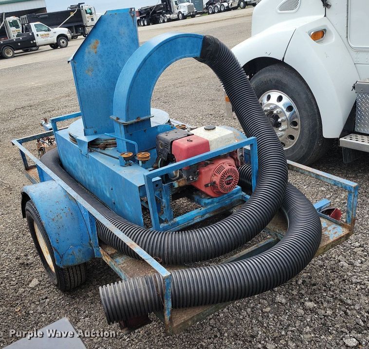 image for item DR8007 Straw blower