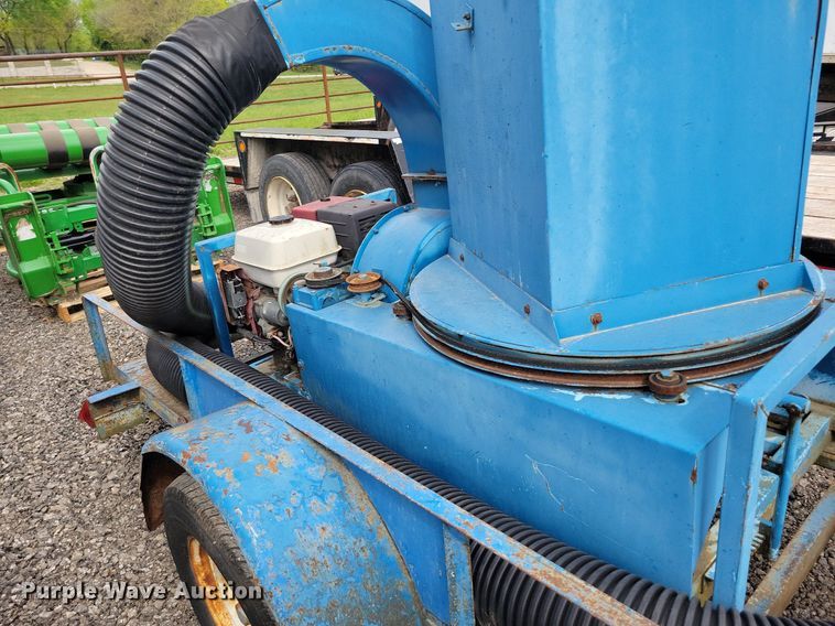 image for item DR8007 Straw blower