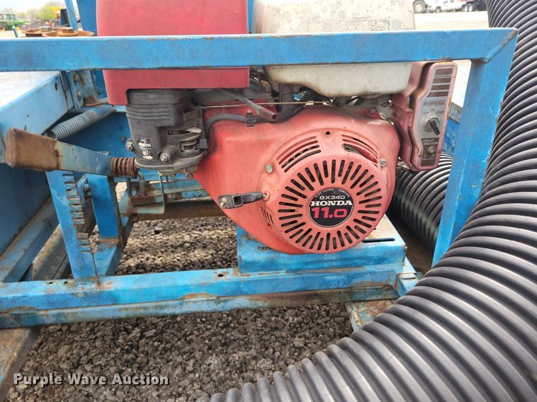 image for item DR8007 Straw blower