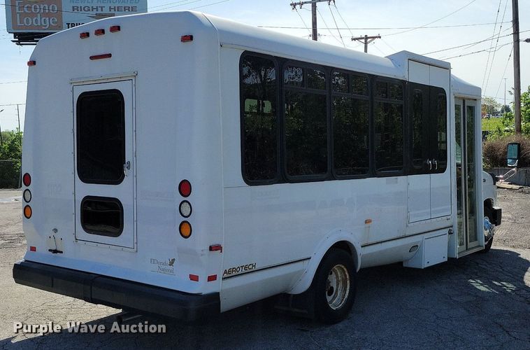image for item DR8033 2010 Eldorado Aerotech Ford 240 shuttle bus