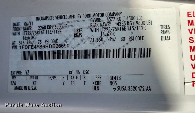 image for item DR8034 2011 Eldorado Aerotech Ford 240 shuttle bus