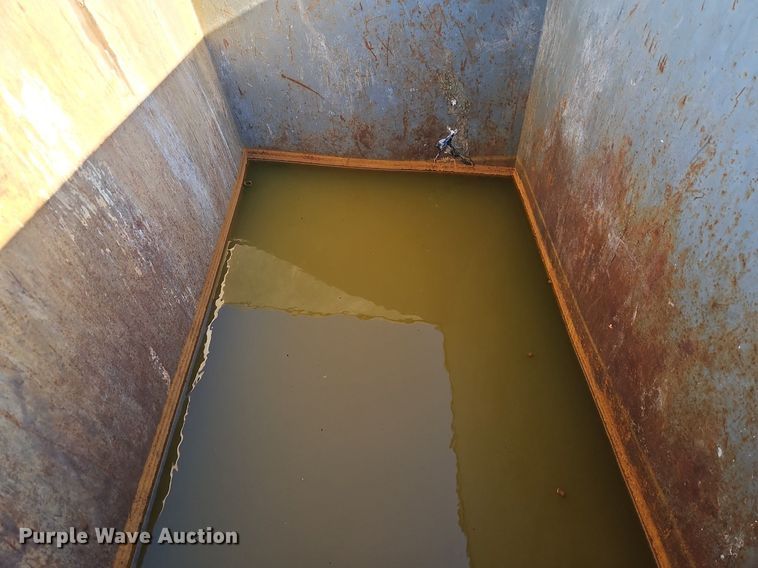 image for item DR8582 (12) dumpsters